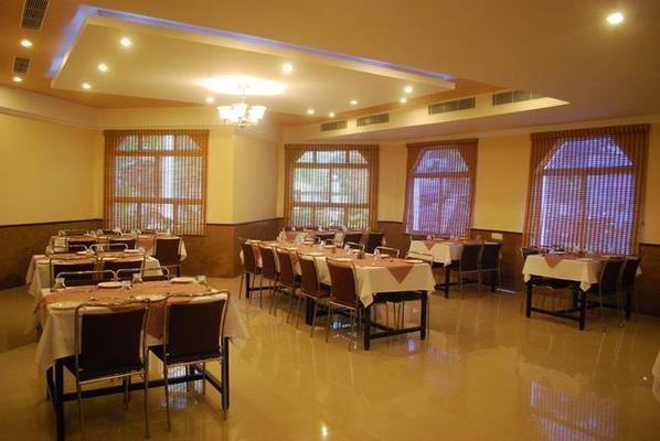 Hotel Star Residency